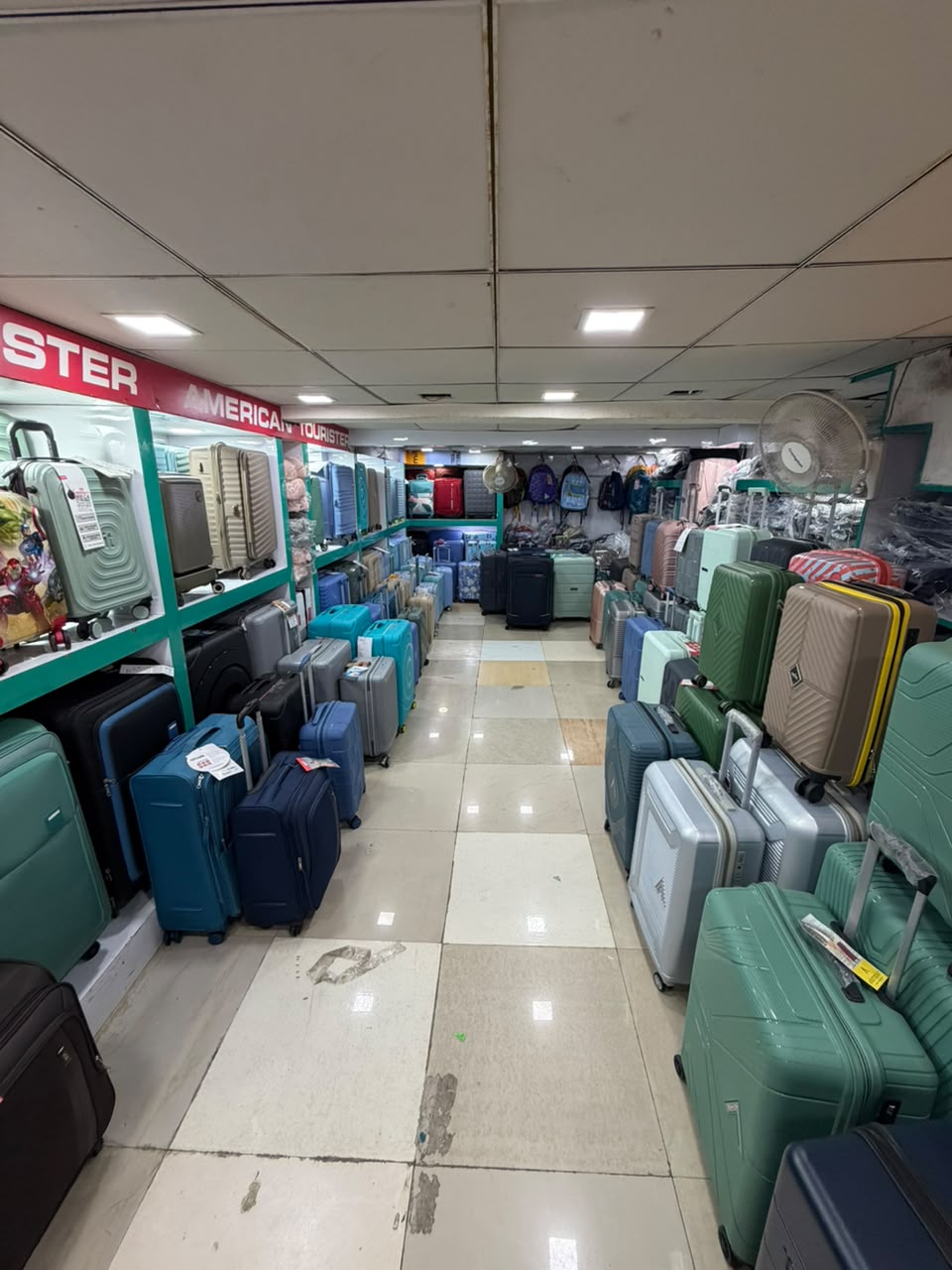 Luggage aisle